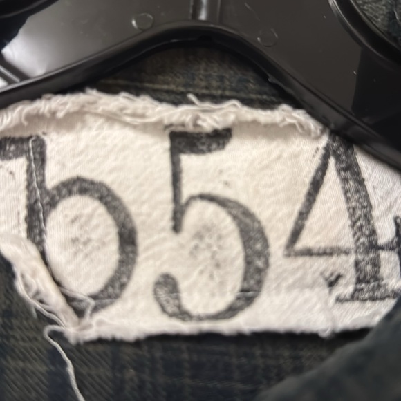 Women’s Flannel and Tye Died Shirt - Picture 4 of 4